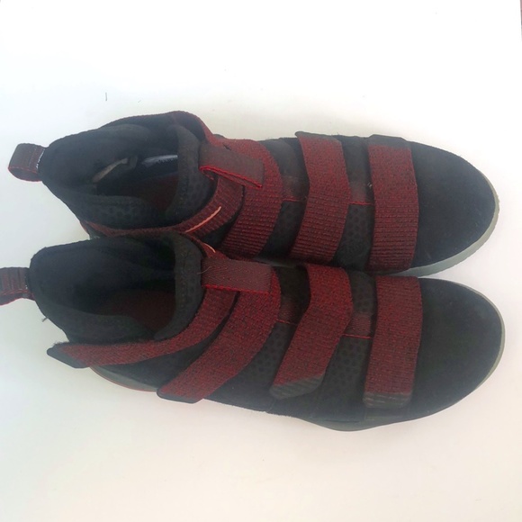 Lebron Nike Black High-Top Sneakers Size 13 main image 7
